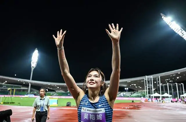 赛之后不再, 锦赛资格, 都不慌